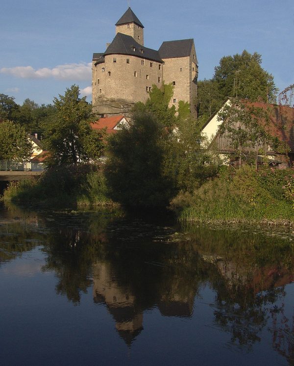 Falkenberg-Burg1